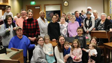 Iowa Woman Felicitated For Being The Foster Parent Of Around 600 Kids